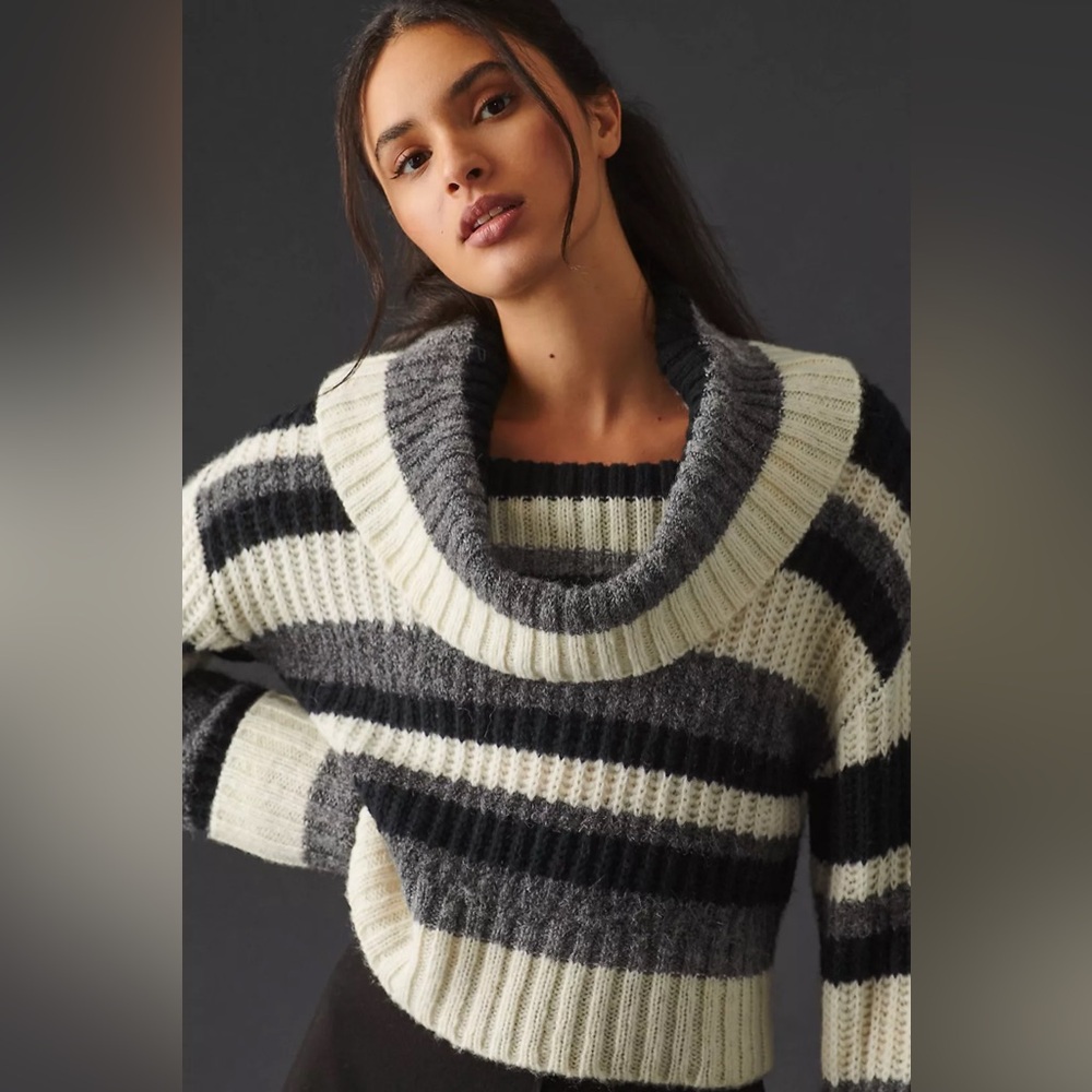 NWT By Anthropologie Turtleneck Black Stripe Sweater Size Medium $148 Cowl Neck